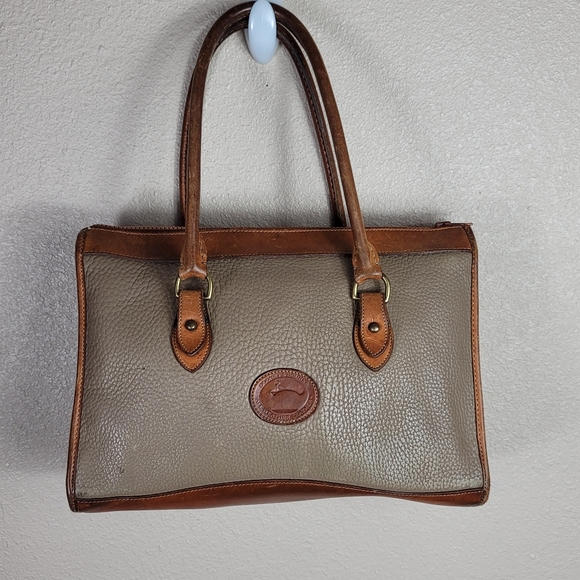 Dooney & Bourke Handbags - Vintage Dooney and Bourke shoulder handbags